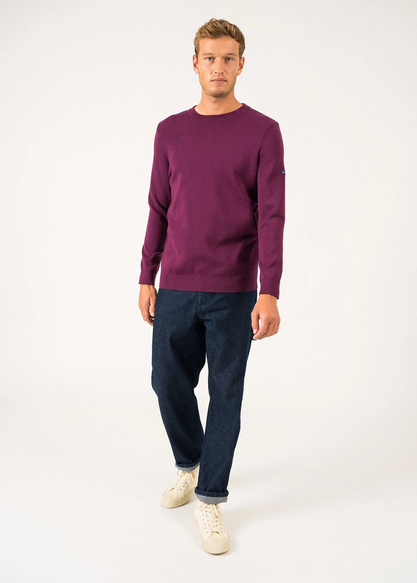 Cruiser round neck jumper - in soft wool (PRUNE)