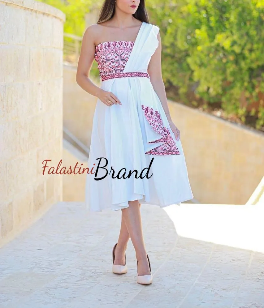 Elegant White and Red Short Dress with Shoulder Details