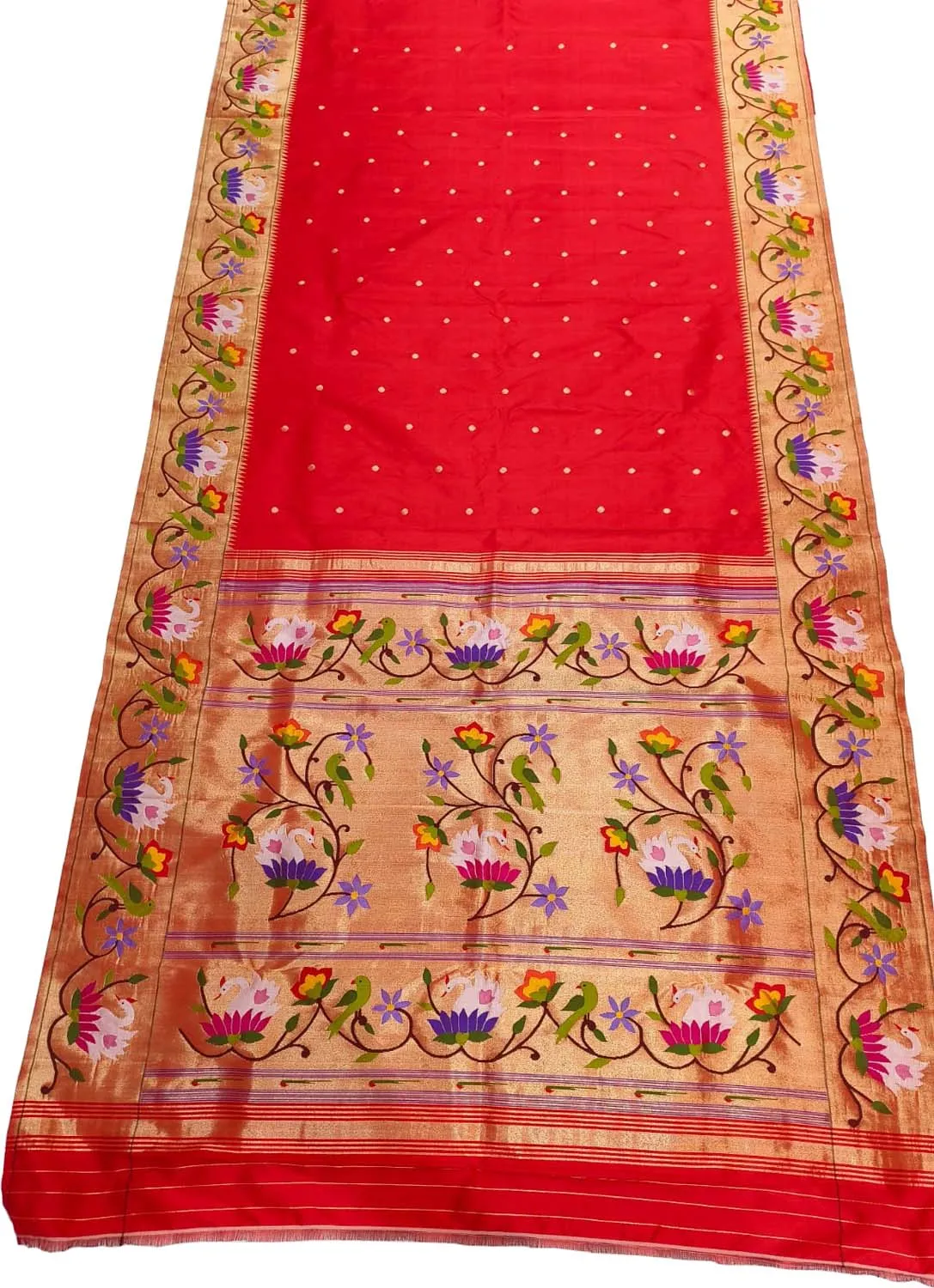 Exquisite Red Paithani Handloom Silk Saree: Timeless Elegance and Luxury