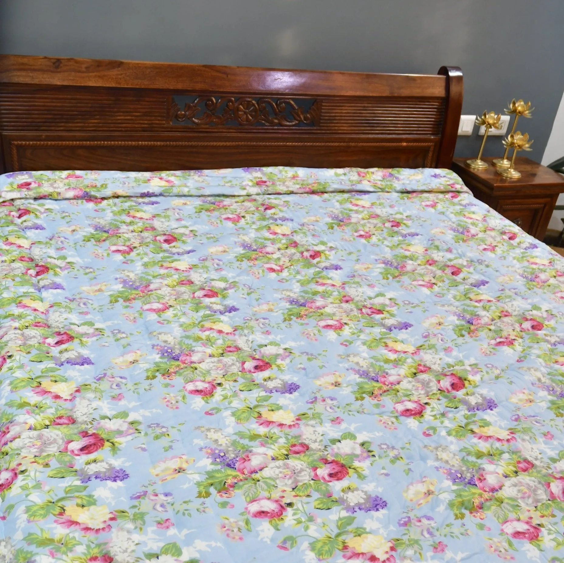 Sky Blue Floral Quilt