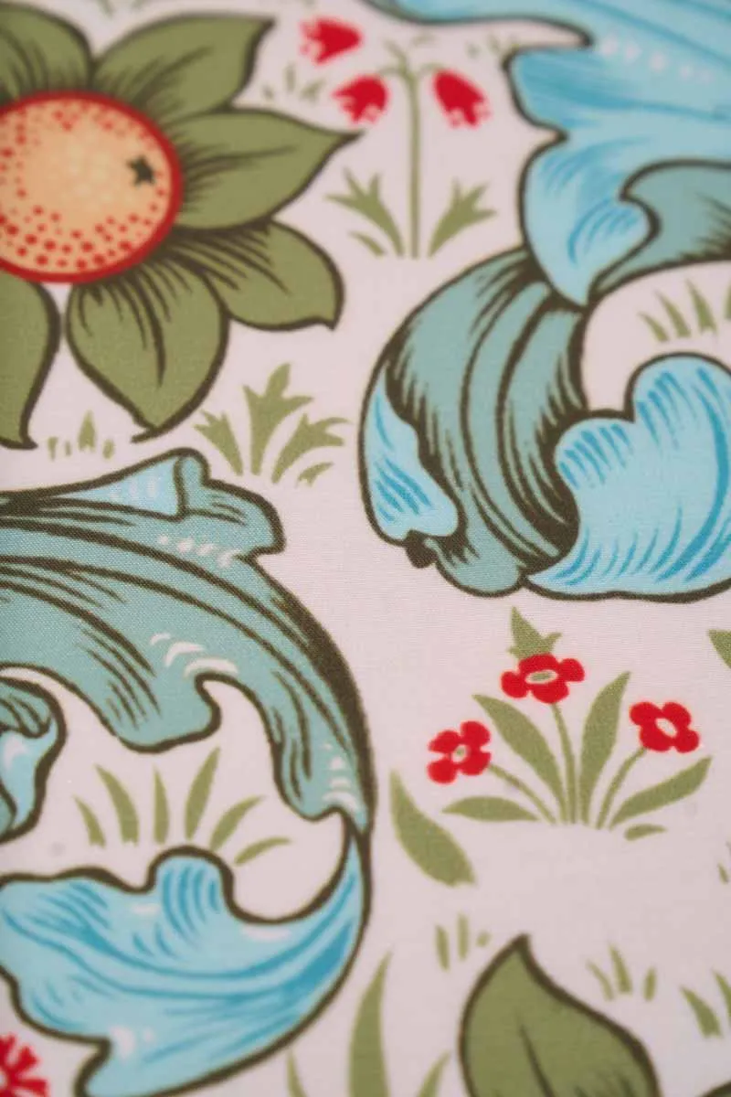 Timeless Floral Pattern Printed Muslin Fabric