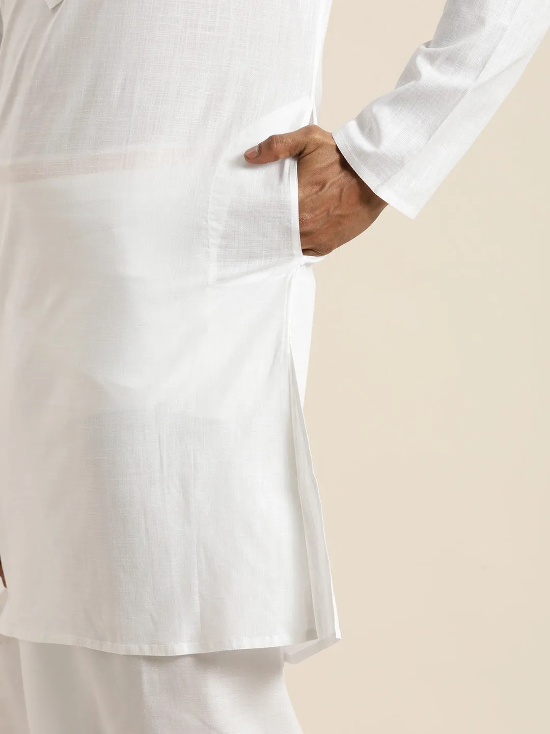 Vastramay Men's White Cotton Kurta & Mundu